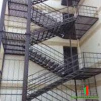 Cầu Thang Sắt Thoát Hiểm Đường Phát